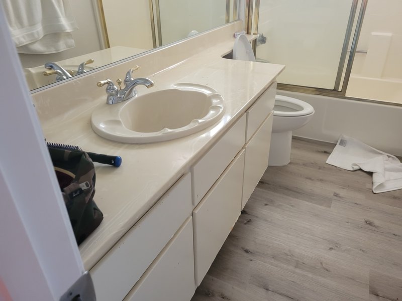 White Vanity Bath